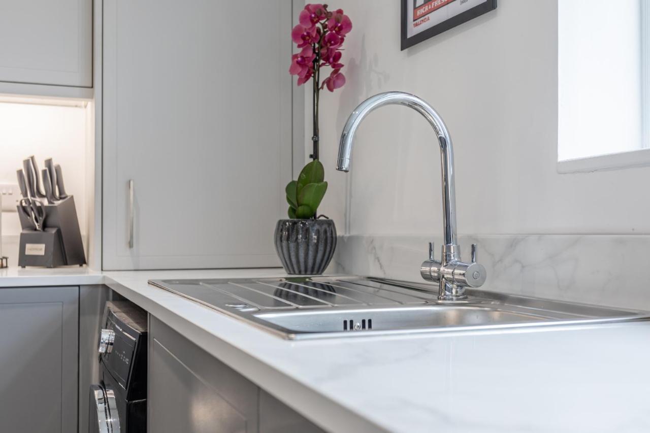 Luxury Edwardian Townhouse In Belfast Villa Bagian luar foto
